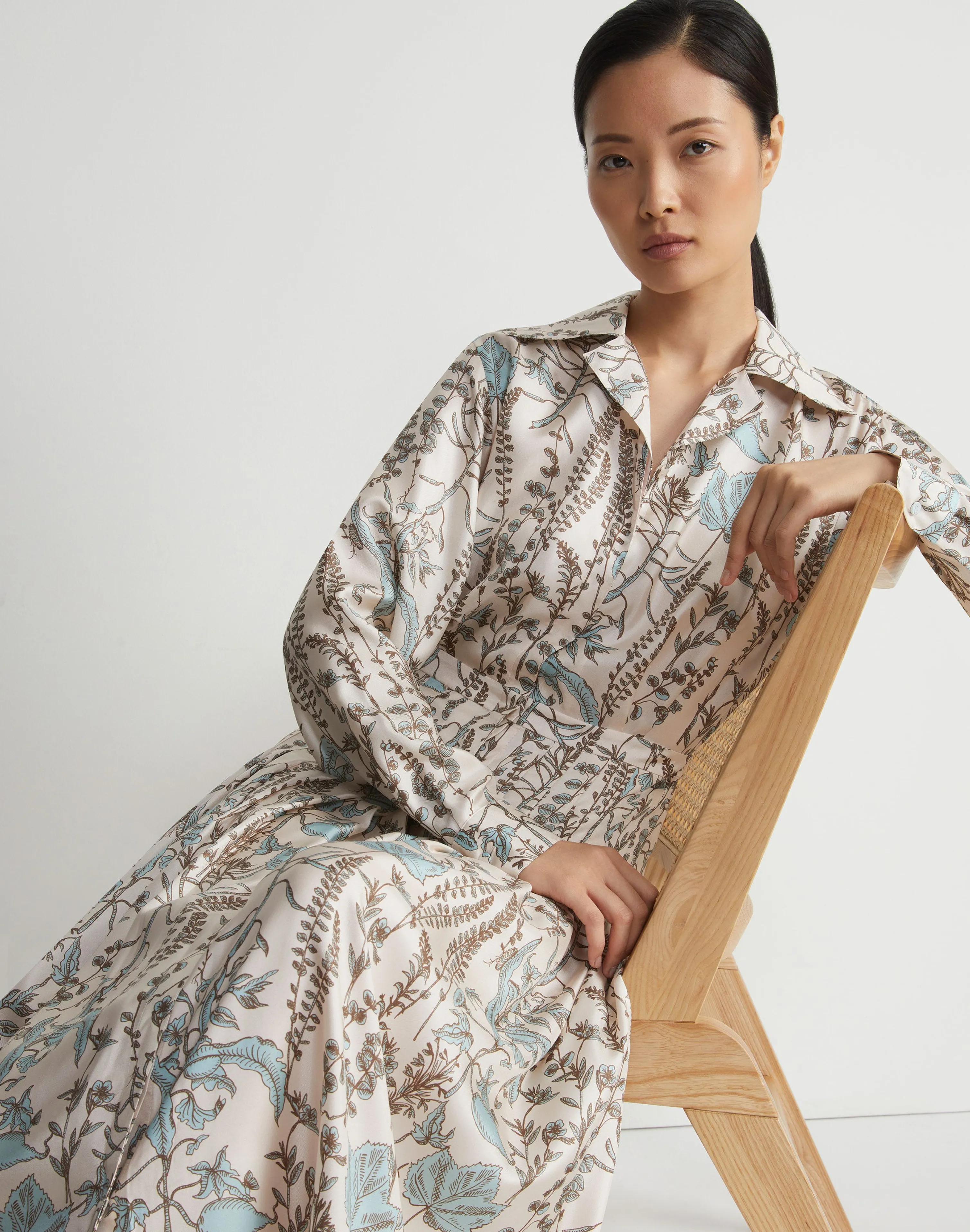 Flora Trail Print Silk Twill Pleated Shirtdress