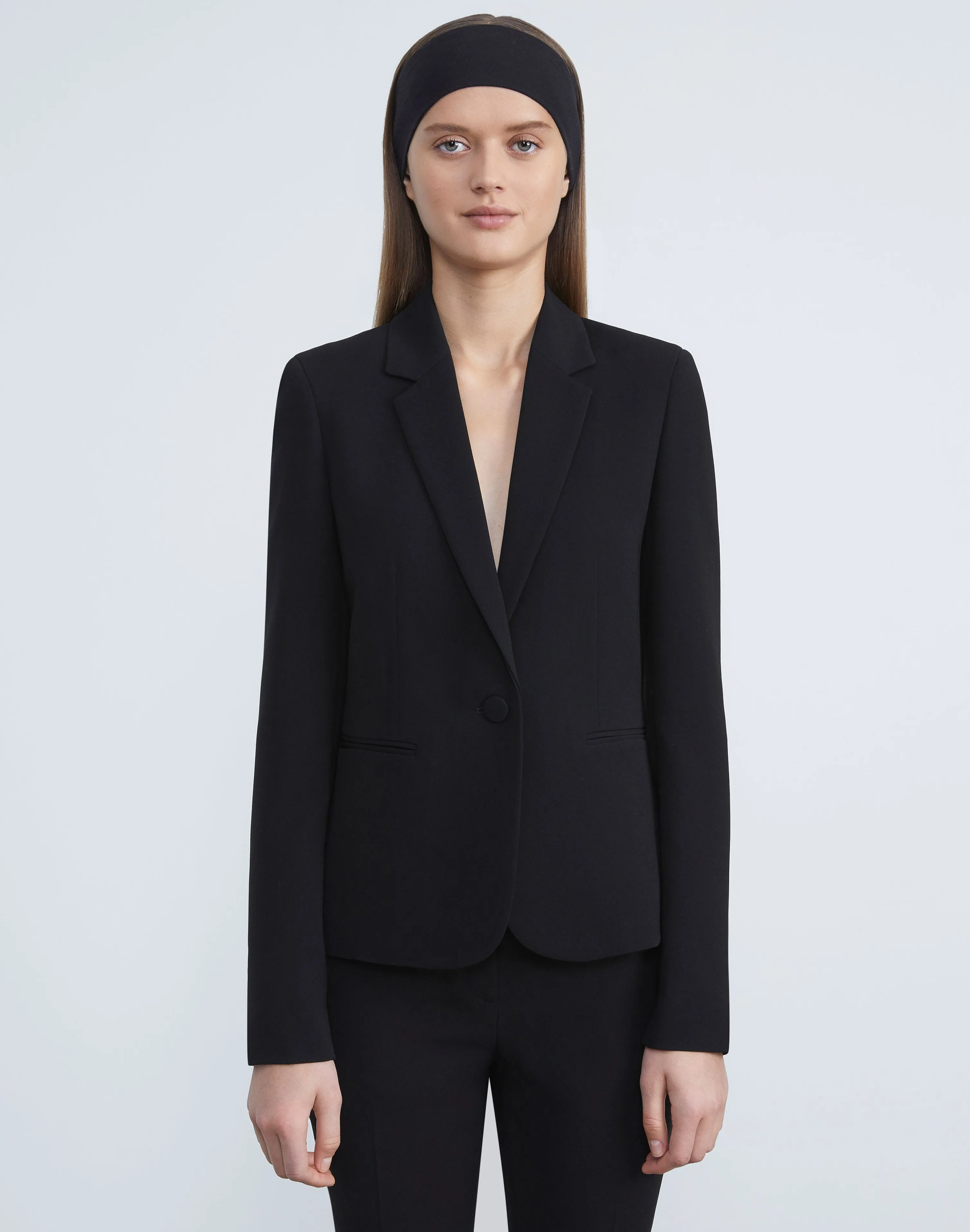 Finesse Crepe Single Button Blazer